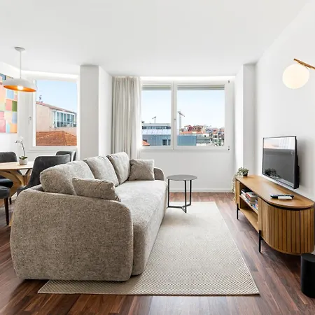 Ceuta Flat, Charming Balcony Over Rooftops