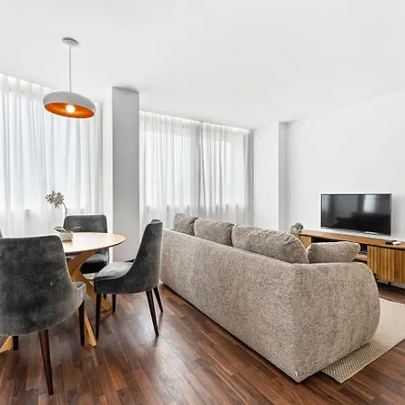 Ceuta Flat, Charming Balcony Over Rooftops Daire *