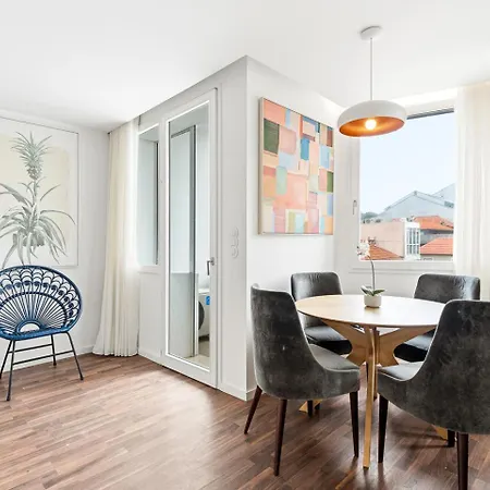 Ceuta Flat, Charming Balcony Over Rooftops * Porto