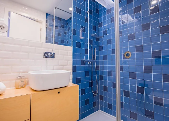 Ceuta Flat, Charming Balcony Over Rooftops * Porto